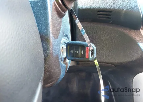 2013 Honda Accord Sdn Sport z USA, uszkodzony, nr VIN 1HGCR2E54DA220083